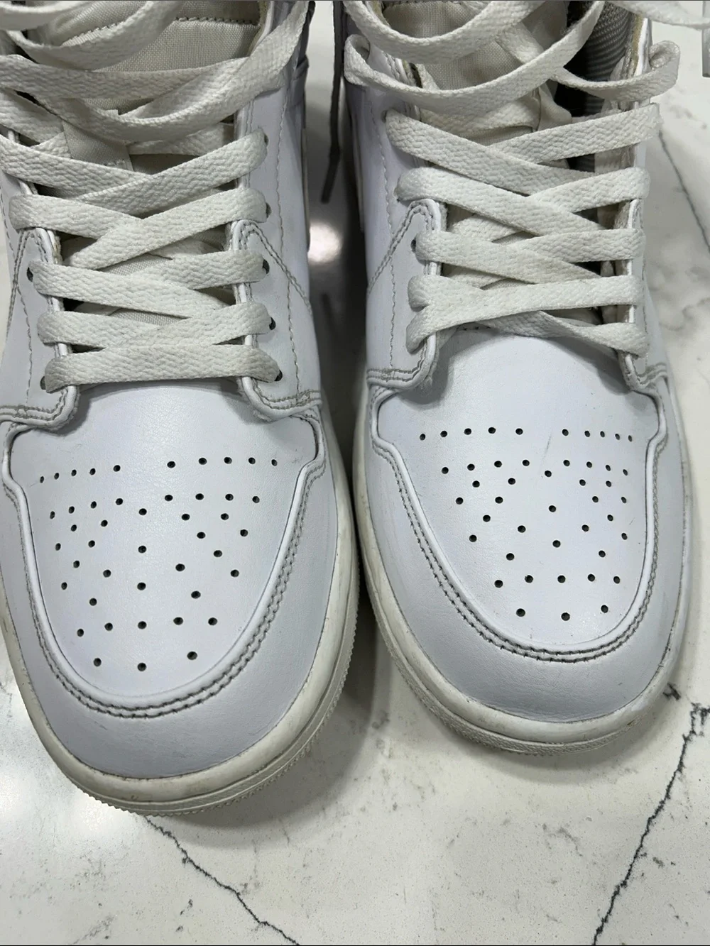 Jordan 1 White mid -Top Sneakers